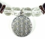 Amethist/bergkristal armband met bloem des levens hangertje - detail - Just Flow - webwinkel met violet glas, edelsteenremedies