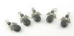 Bescherm-engeltje larvikiet en labradoriet - Just Flow - webwinkel met violet glas, edelsteenremedies, edelstenen, sieraden, pendels, orakelkaarten, wierook, smudgekruiden en spirituele artikelen in Vlissingen (Zeeland)