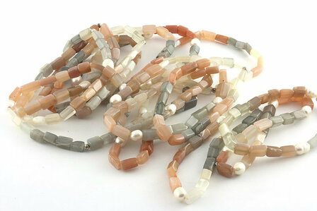 Maansteen armband, multicolor blokjes - Just Flow - webwinkel met violet glas, edelsteenremedies, edelstenen, sieraden, pendels