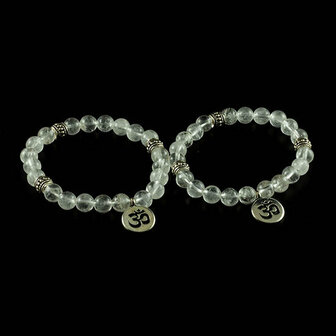 Bergkristal armband met ohm - Just Flow - webwinkel met violet glas, edelsteenremedies, edelstenen, sieraden, pendels, orakelka