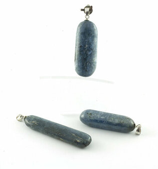Kyaniet nugget hanger aan zilveren oogje - Just Flow - webwinkel met violet glas, edelsteenremedies, edelstenen, sieraden, pendels, orakelkaarten, wierook, smudgekruiden en spirituele artikelen in Vlissingen (Zeeland)