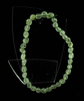 Prehniet armband, 6-8 mm nuggets - Just Flow - webwinkel met violet glas, edelsteenremedies, edelstenen, sieraden, pendels, ora
